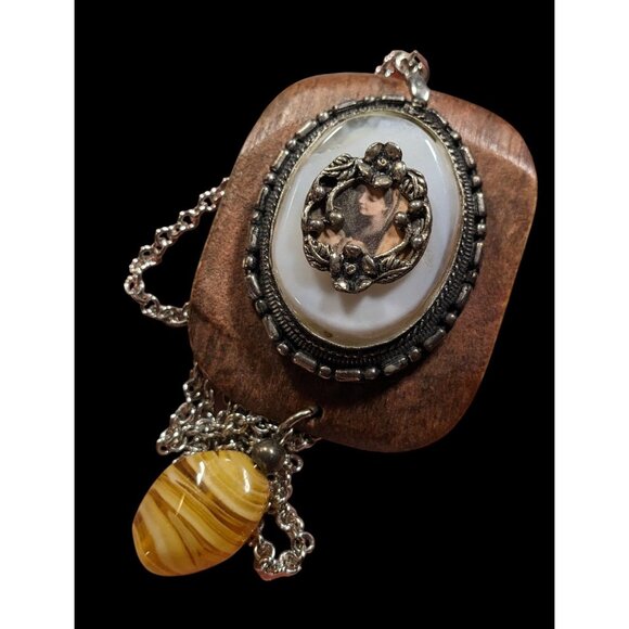 Vintage Handmade Victorian Mixed Media Pendant Necklace - Picture 3 of 8
